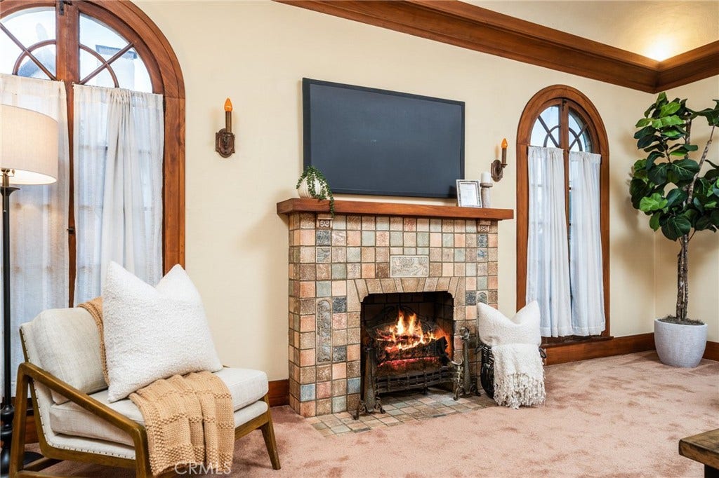 117 E J Street, Ontario, CA 91764 117 E J Street, Ontario, CA 91764