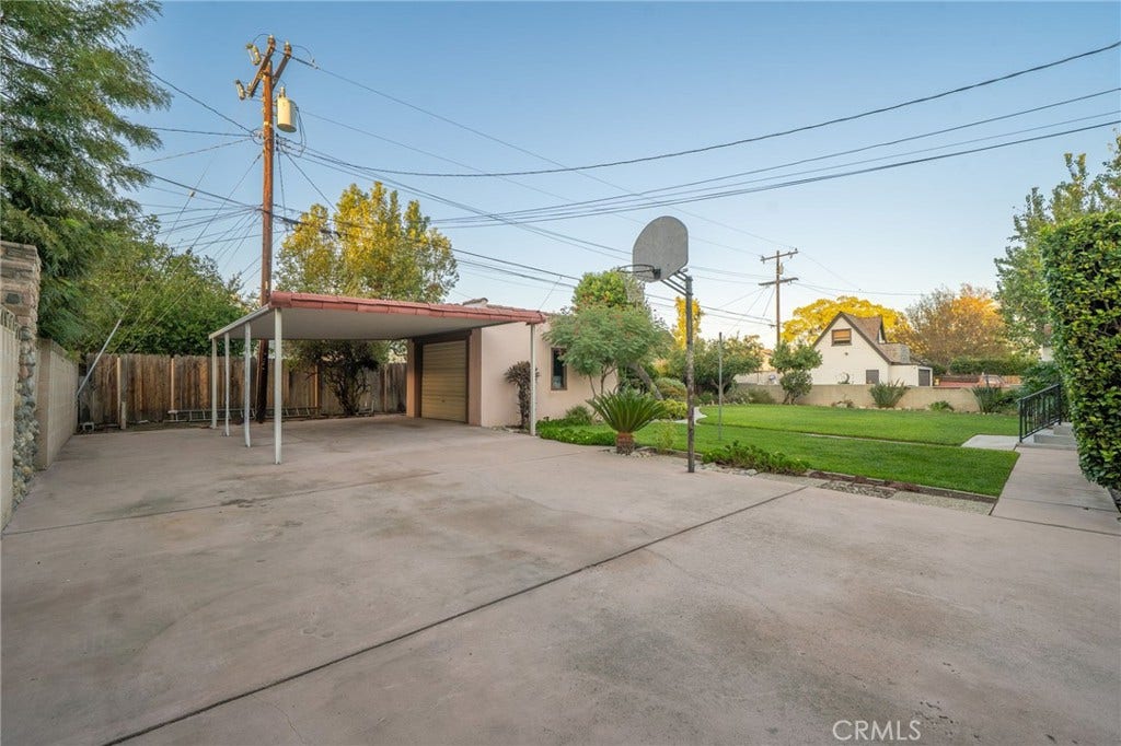 117 E J Street, Ontario, CA 91764 117 E J Street, Ontario, CA 91764