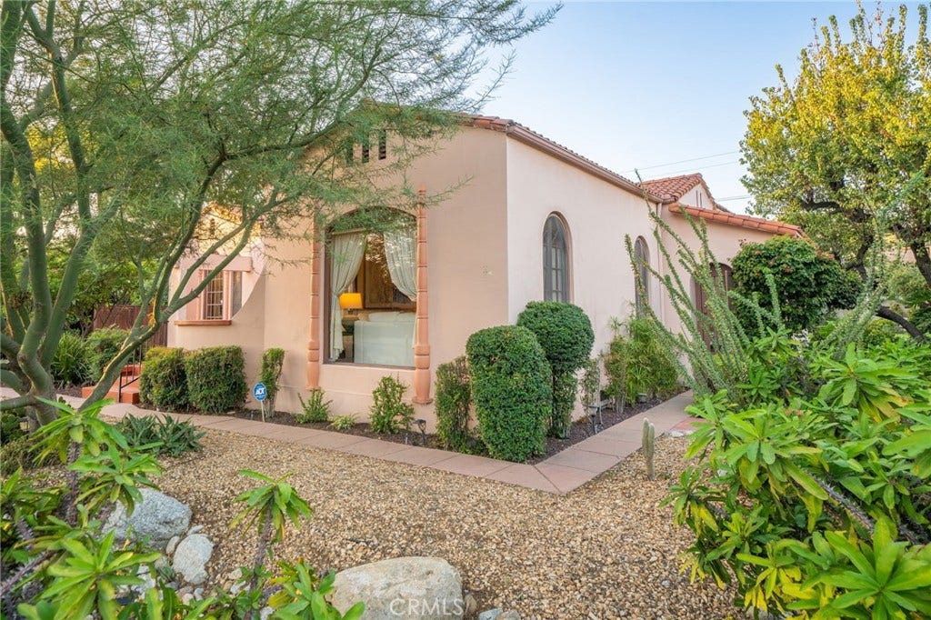 117 E J Street, Ontario, CA 91764 117 E J Street, Ontario, CA 91764