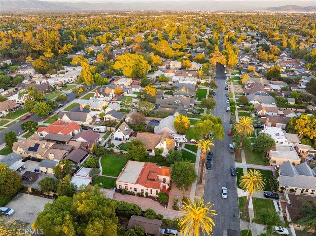 117 E J Street, Ontario, CA 91764 117 E J Street, Ontario, CA 91764