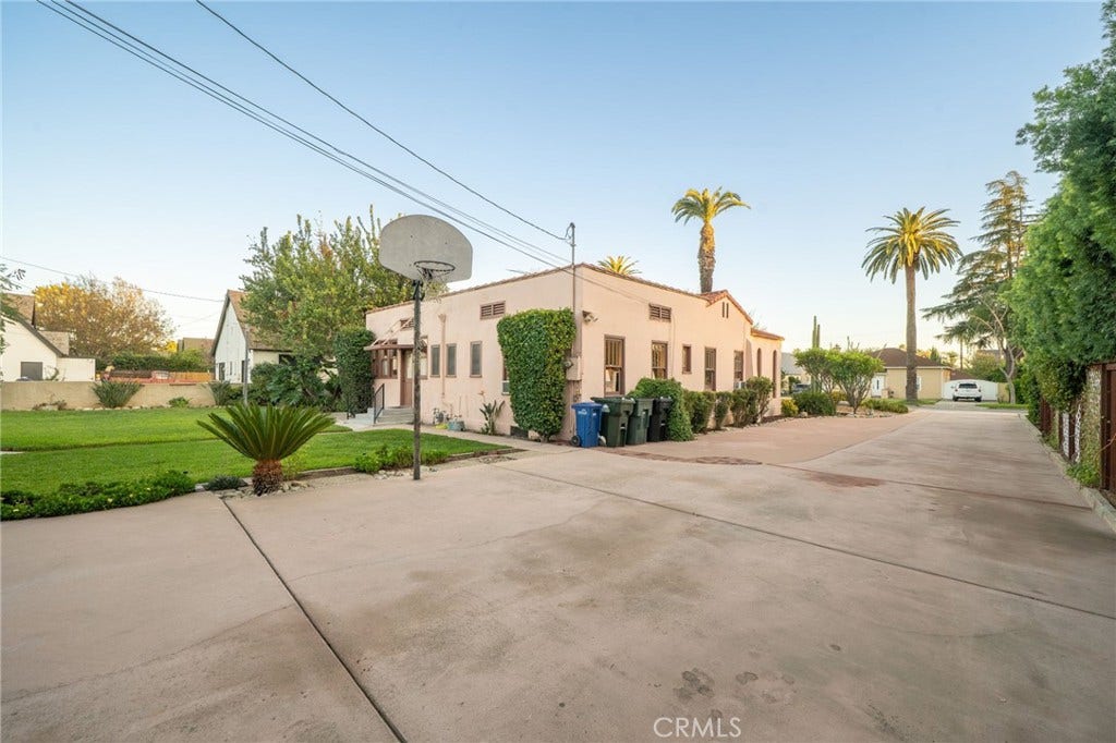 117 E J Street, Ontario, CA 91764 117 E J Street, Ontario, CA 91764