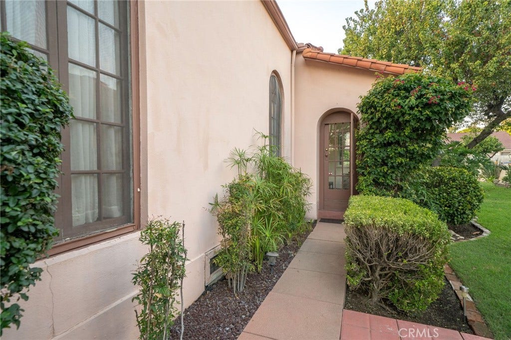 117 E J Street, Ontario, CA 91764 117 E J Street, Ontario, CA 91764