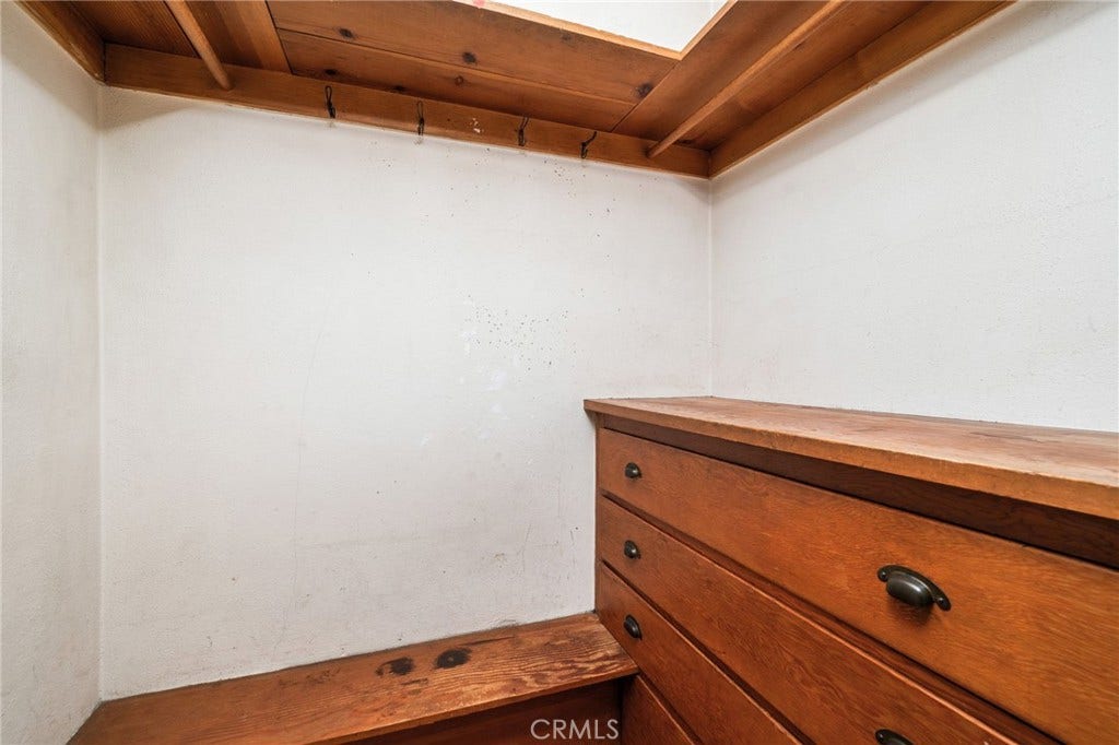 117 E J Street, Ontario, CA 91764 117 E J Street, Ontario, CA 91764