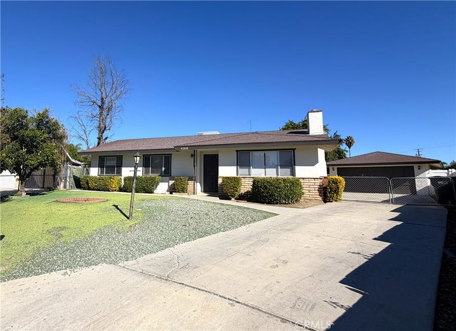 Property photo for 41210 Jamaica Lane, Hemet, CA