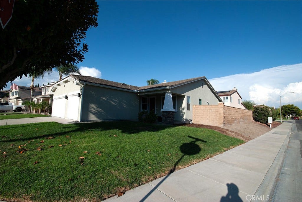 6564 Diamondback, Eastvale, CA 92880 6564 Diamondback, Eastvale, CA 92880