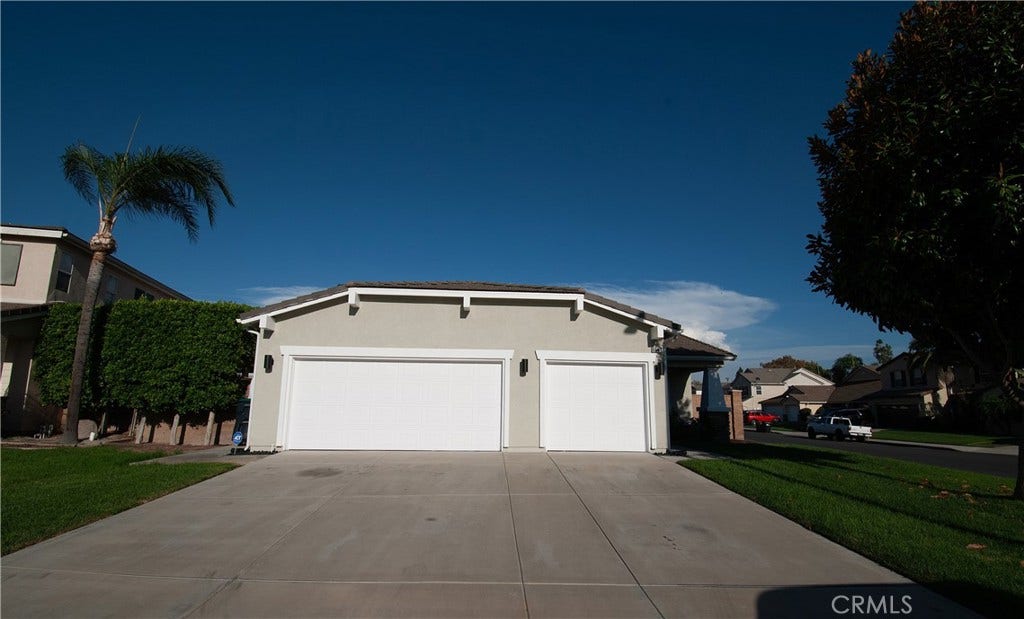6564 Diamondback, Eastvale, CA 92880 6564 Diamondback, Eastvale, CA 92880