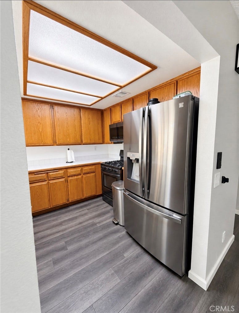 10050 Base Line Road, Rancho Cucamonga, CA 91701 Kitchen