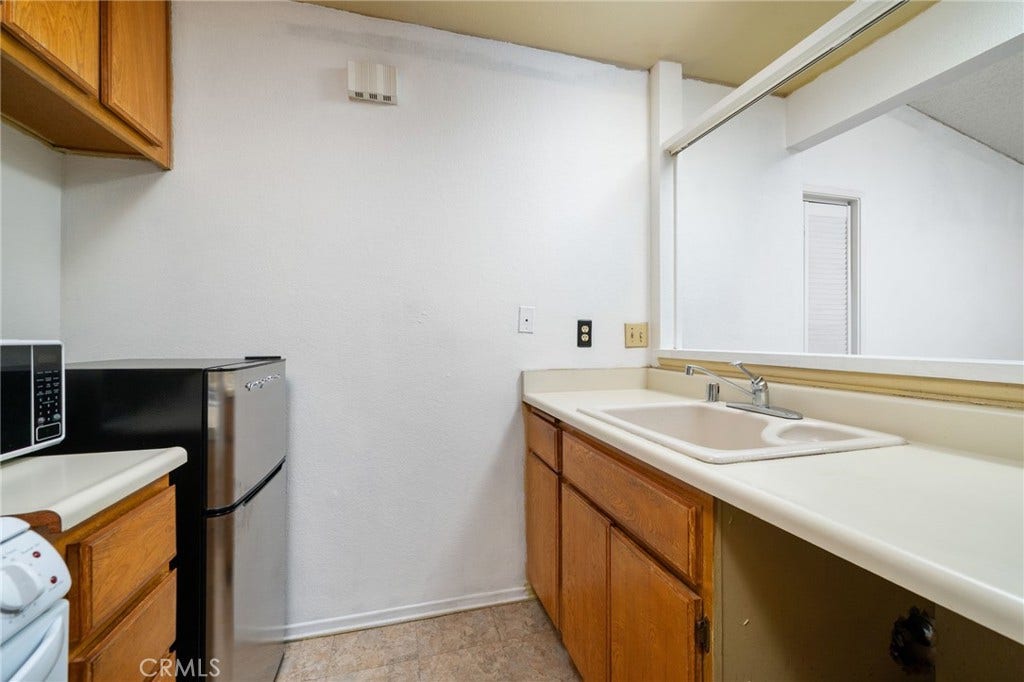 3651 Country Oaks Loop #B, Ontario, CA 91761 3651 Country Oaks Loop #B, Ontario, CA 91761