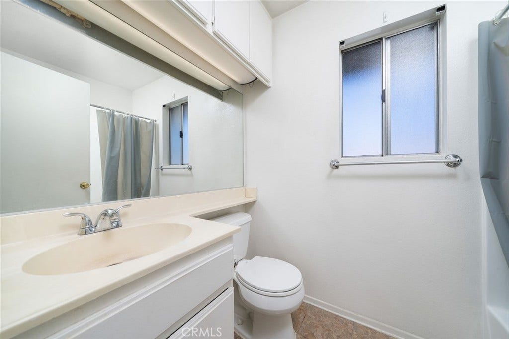 3651 Country Oaks Loop #B, Ontario, CA 91761 Original