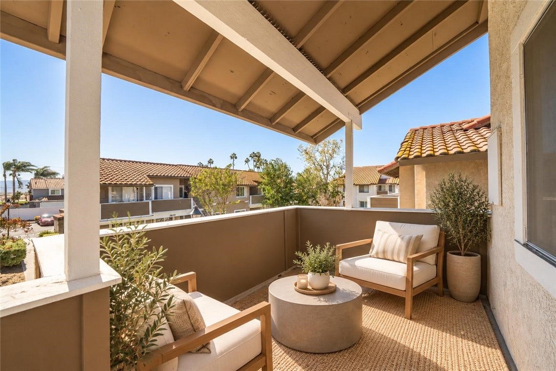 3651 Country Oaks Loop #B, Ontario, CA 91761 This image has been altered by AI