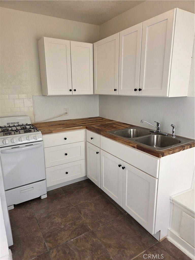 185 W Kingsley, Pomona, CA 91768 185 W Kingsley, Pomona, CA 91768