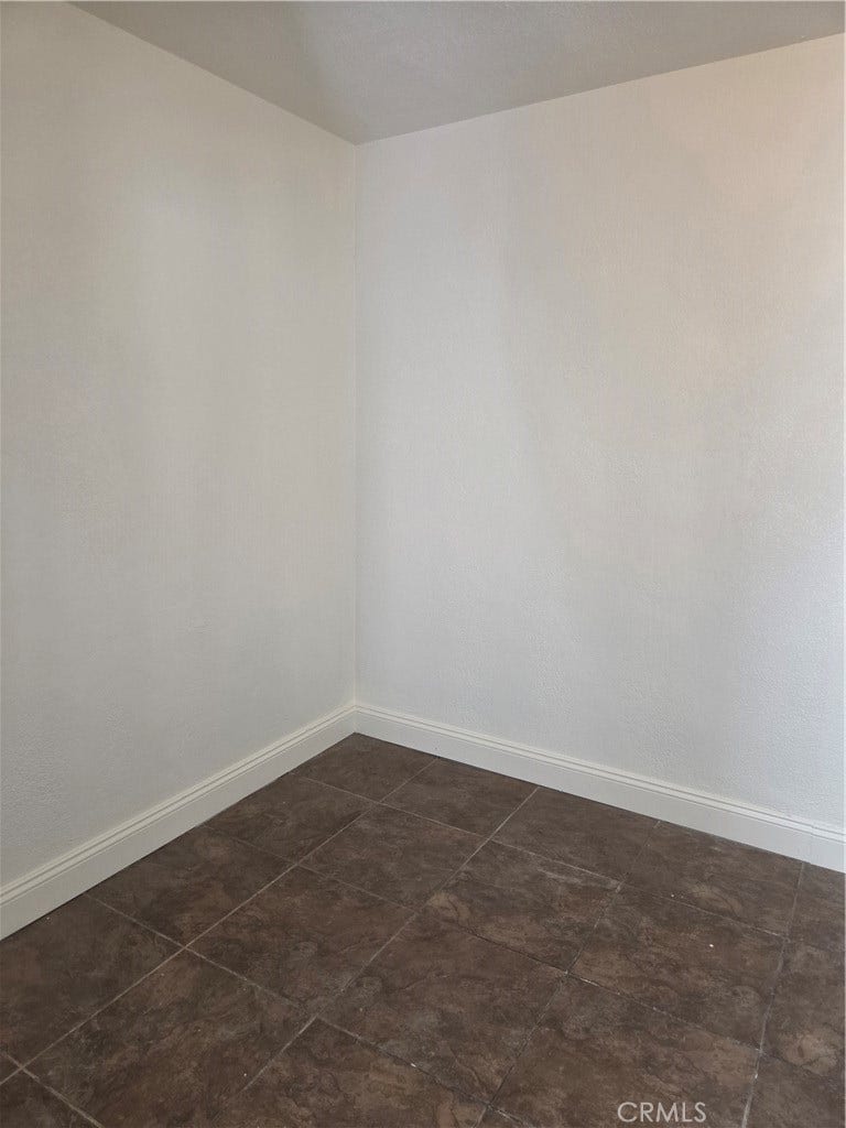 185 W Kingsley, Pomona, CA 91768 185 W Kingsley, Pomona, CA 91768