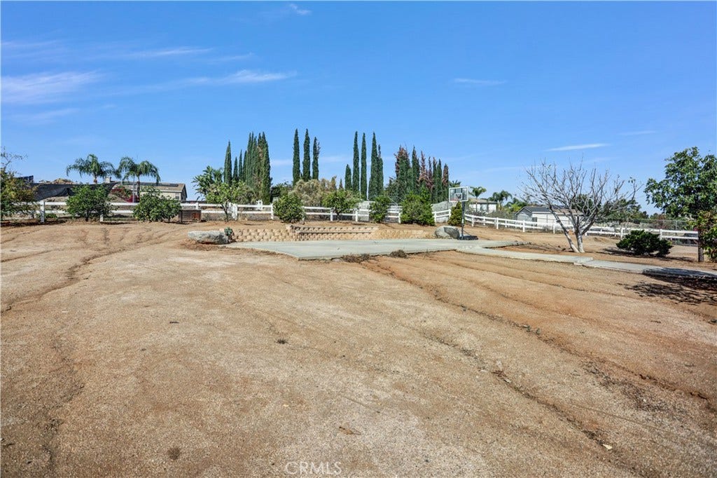 18689 Hawkhill, Perris, CA 92570 18689 Hawkhill, Perris, CA 92570