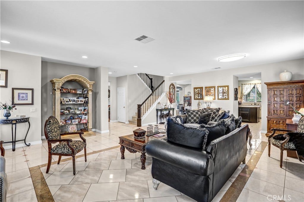 18689 Hawkhill, Perris, CA 92570 18689 Hawkhill, Perris, CA 92570