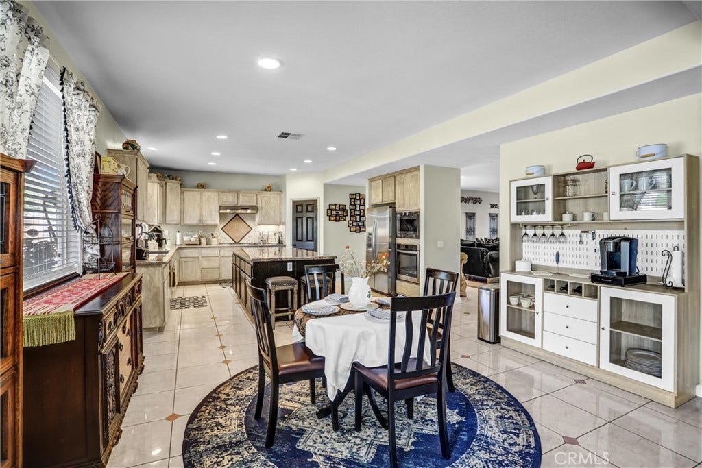 18689 Hawkhill, Perris, CA 92570 18689 Hawkhill, Perris, CA 92570