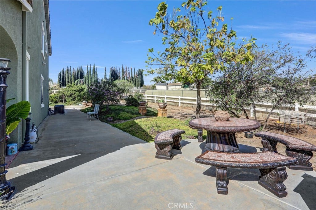 18689 Hawkhill, Perris, CA 92570 18689 Hawkhill, Perris, CA 92570