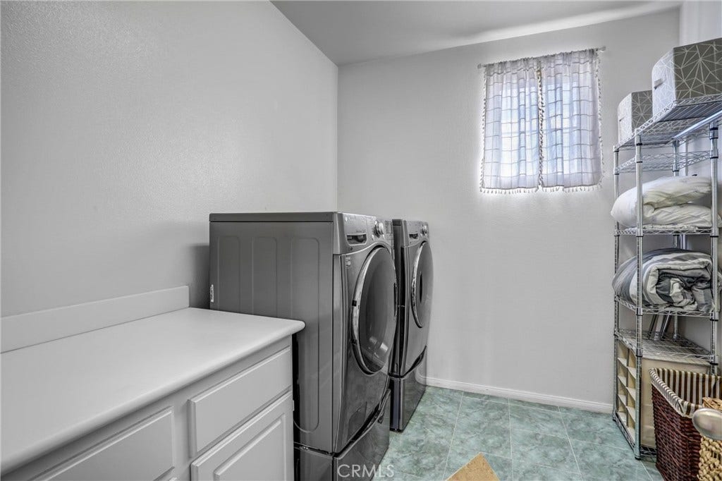 18689 Hawkhill, Perris, CA 92570 18689 Hawkhill, Perris, CA 92570