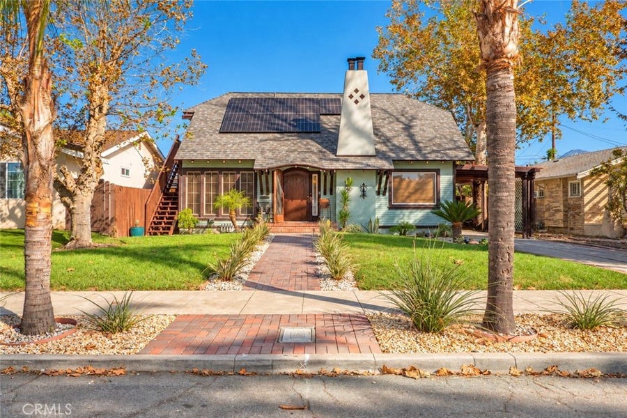 Property photo for 817 E Pasadena, Pomona, CA