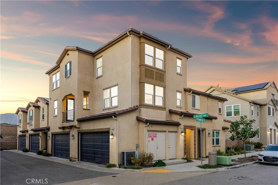 Property photo for 1751 Apricot Tree Place, Upland, CA