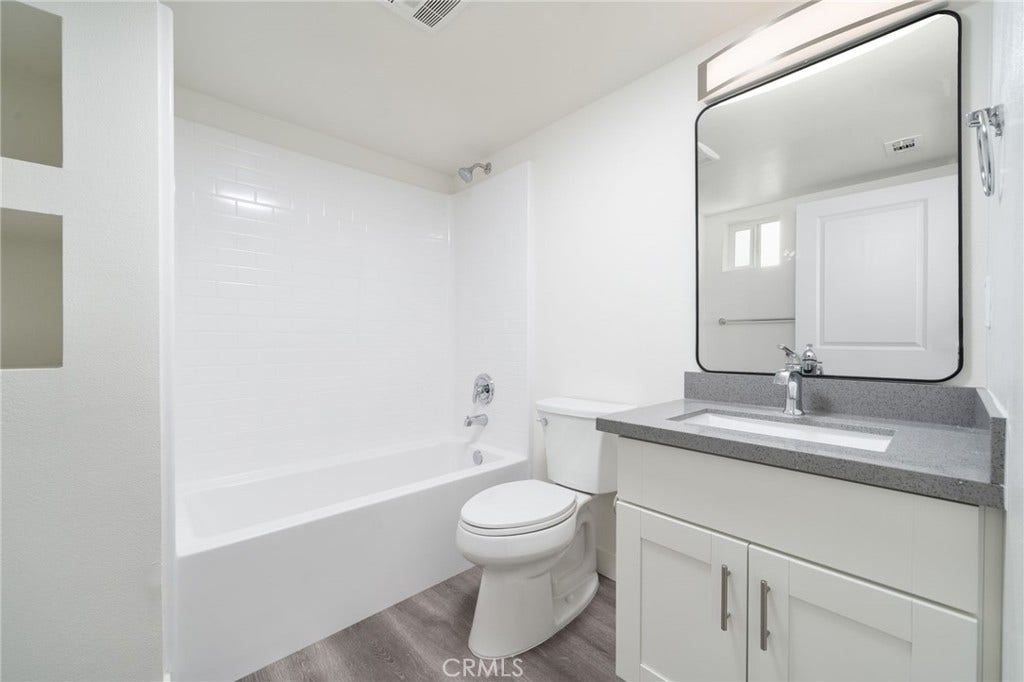 6837 N Haskell Avenue, Van Nuys, CA 91406 6837 N Haskell Avenue, Van Nuys, CA 91406