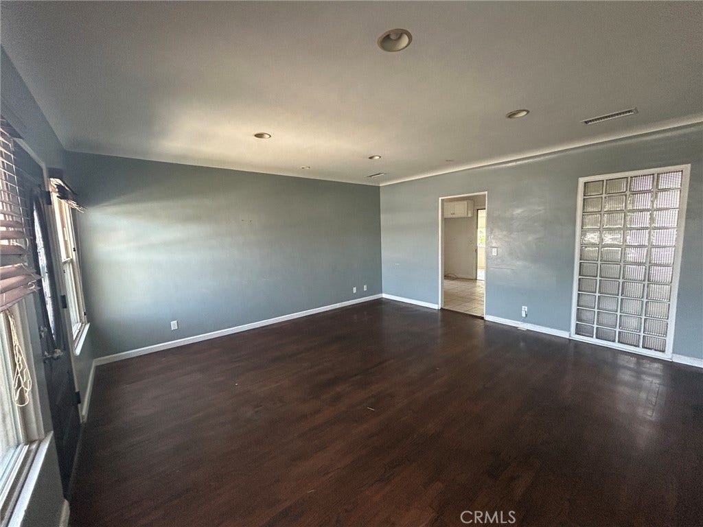 2736 E Jackson, Carson, CA 90810 2736 E Jackson, Carson, CA 90810