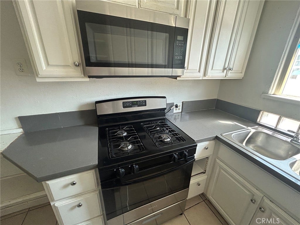 2736 E Jackson, Carson, CA 90810 2736 E Jackson, Carson, CA 90810