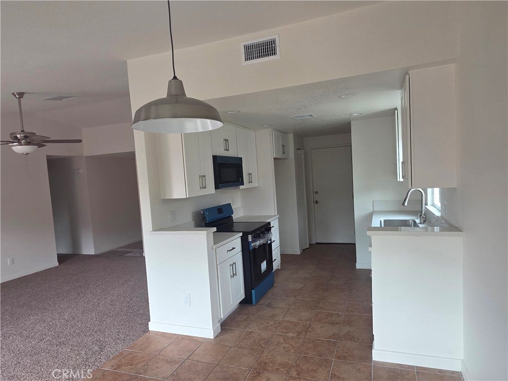 14742 Aruba, Moreno Valley, CA 92553 View from Dining area to kitchen