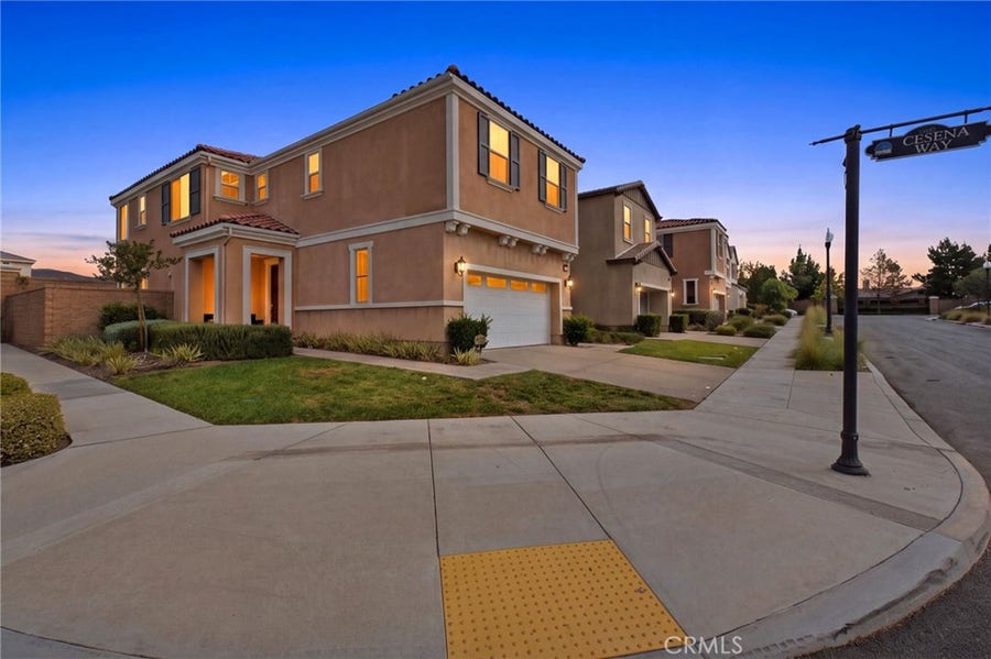 Property photo for 16058 Pesaro, Fontana, CA