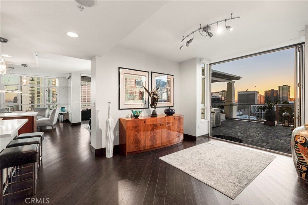 850 Beech, #1205, San Diego, CA 92101 850 Beech, #1205, San Diego, CA 92101