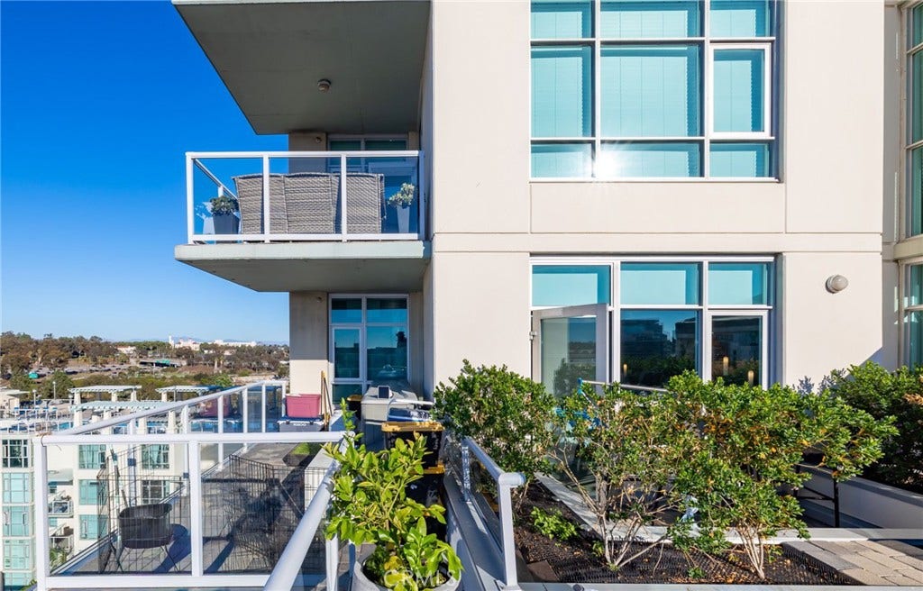 850 Beech, #1205, San Diego, CA 92101 850 Beech, #1205, San Diego, CA 92101