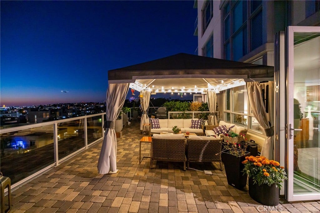 850 Beech, #1205, San Diego, CA 92101 850 Beech, #1205, San Diego, CA 92101