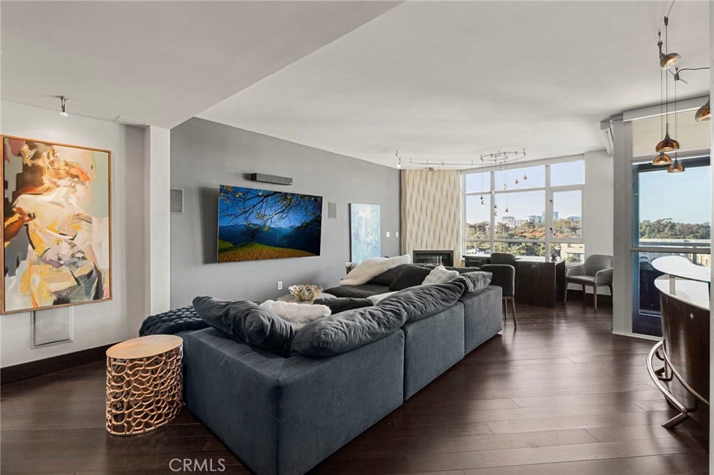 850 Beech, #1205, San Diego, CA 92101 Family room