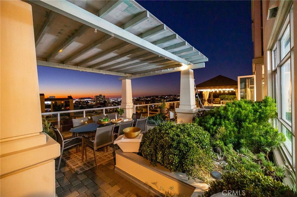 850 Beech, #1205, San Diego, CA 92101 850 Beech, #1205, San Diego, CA 92101