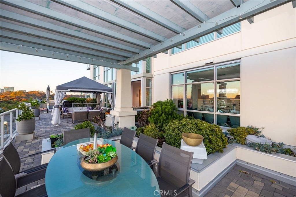 850 Beech, #1205, San Diego, CA 92101 850 Beech, #1205, San Diego, CA 92101
