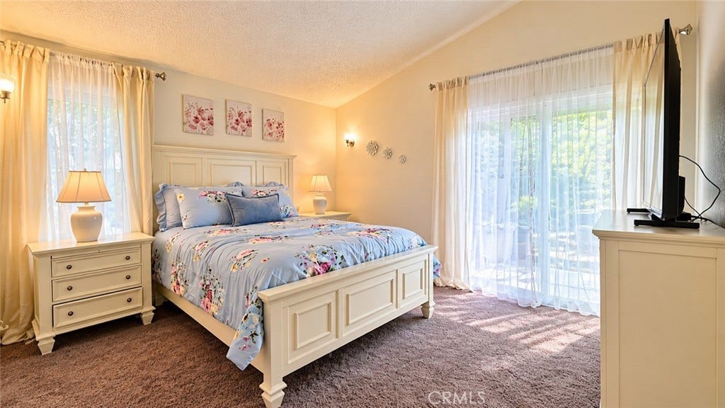 12049 Maple Leaf, Fontana, CA 92337 12049 Maple Leaf, Fontana, CA 92337