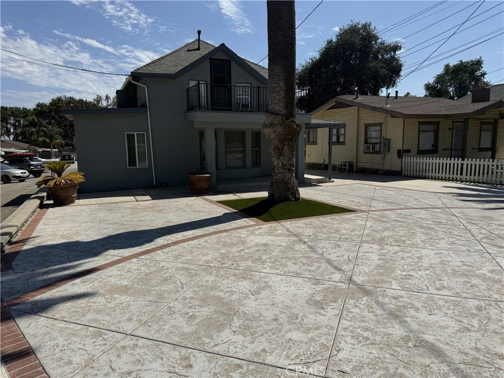 442 E Arrow, Upland, CA 91786 442 E Arrow, Upland, CA 91786