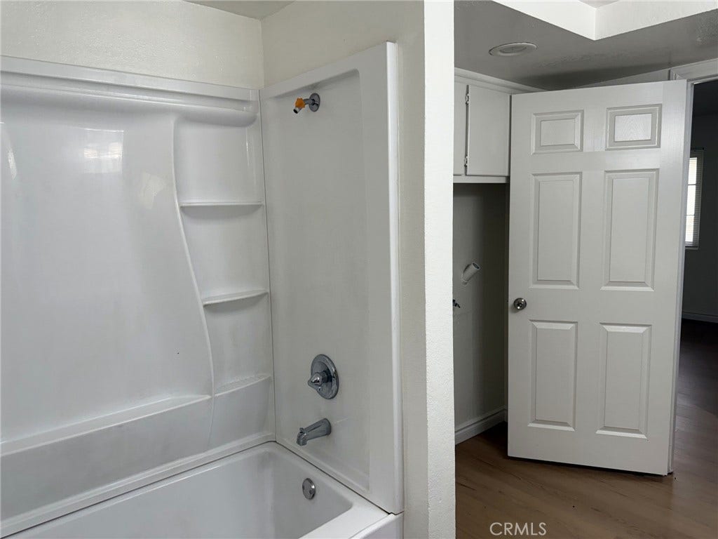2227 Mentone Boulevard, #B, Mentone, CA 92359 2227 Mentone Boulevard, #B, Mentone, CA 92359