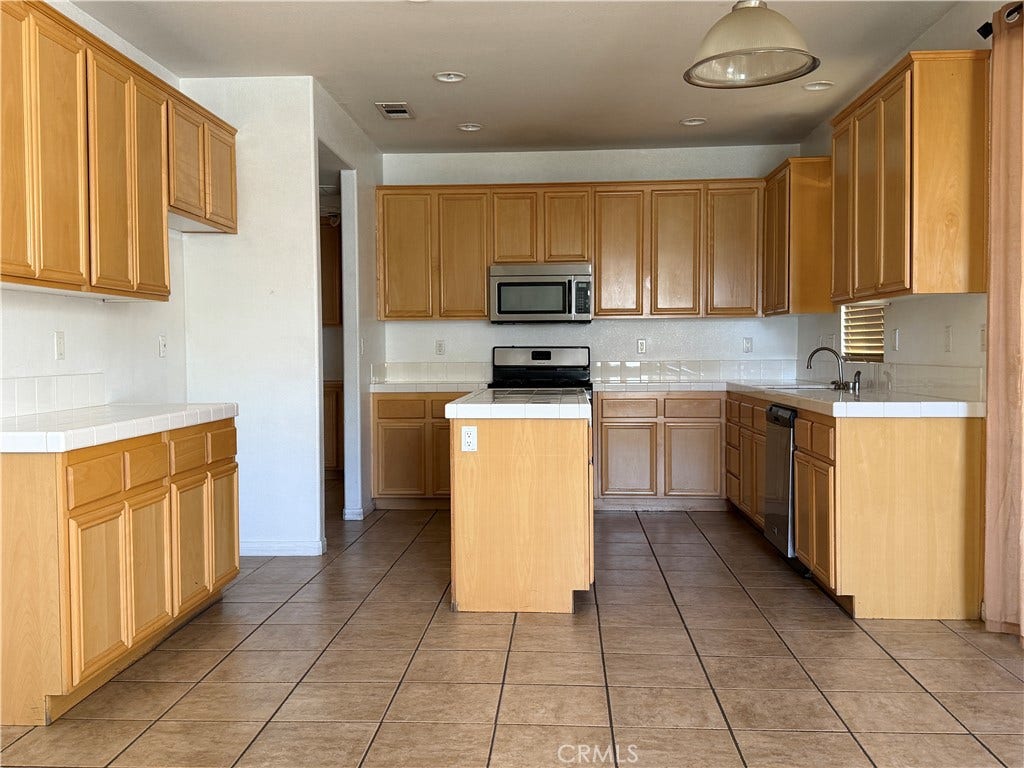 13523 Bentley, Victorville, CA 92392 13523 Bentley, Victorville, CA 92392