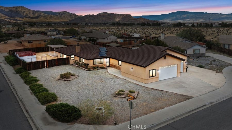 Property photo for 14499 Mirada Place, Apple Valley, CA