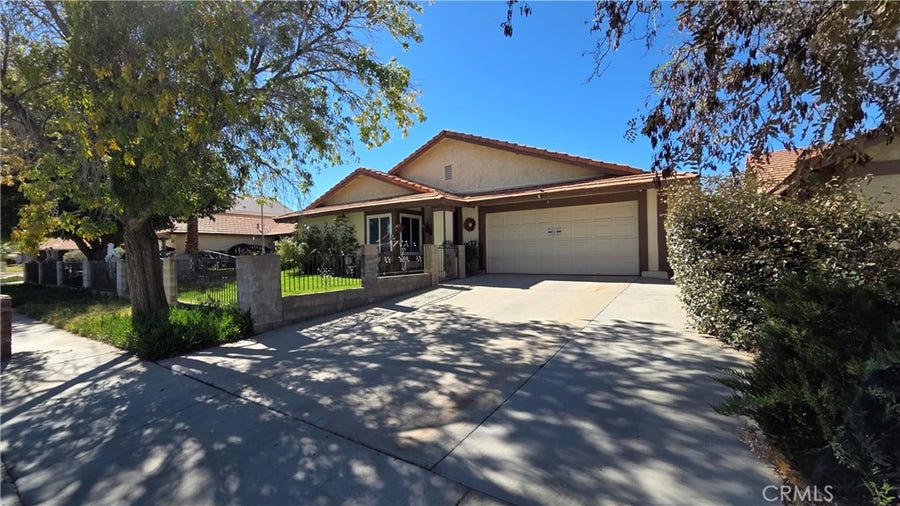 Property photo for 44047 Rodin, Lancaster, CA
