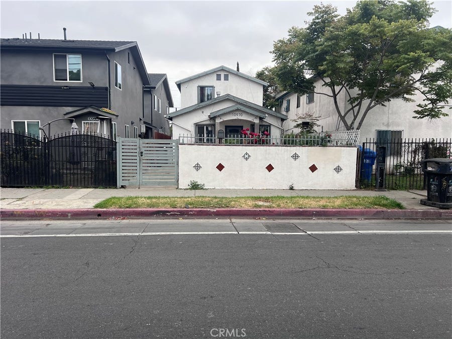 Property photo for 10970 Avalon Boulevard, Los Angeles, CA