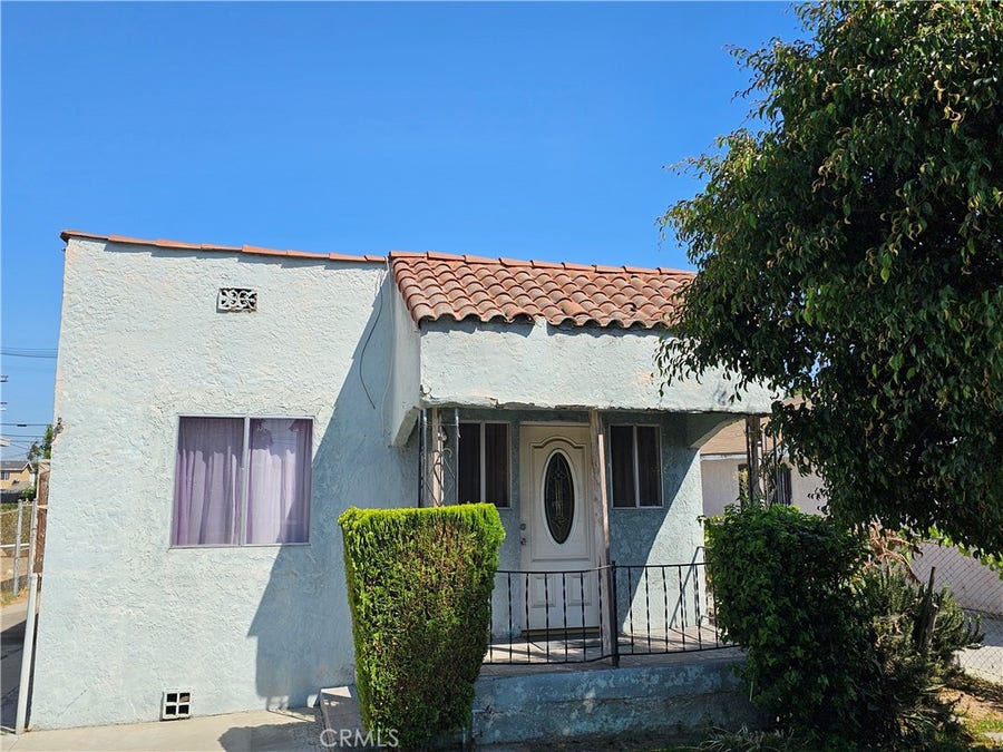 Property photo for 123 E 108th Street, Los Angeles, CA