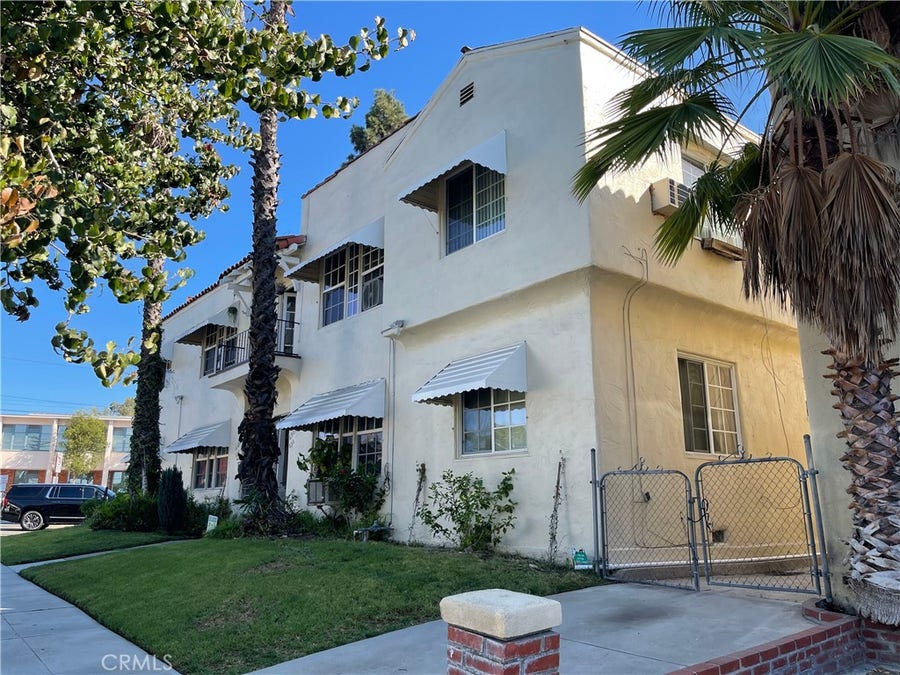 Property photo for 630 Naranja Drive, Glendale, CA
