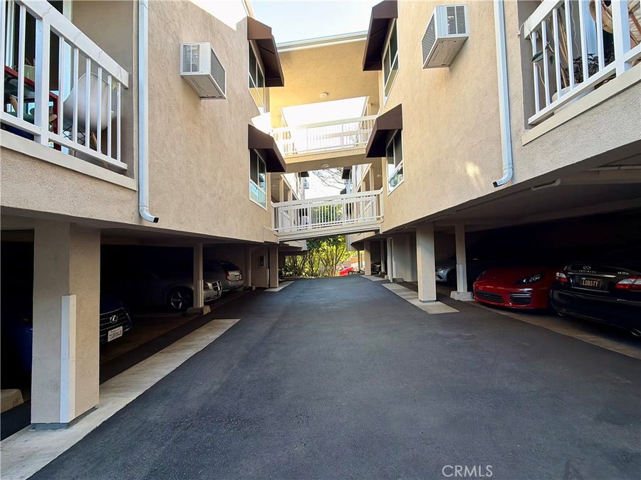 Property photo for 2266 Cazador, Los Angeles, CA