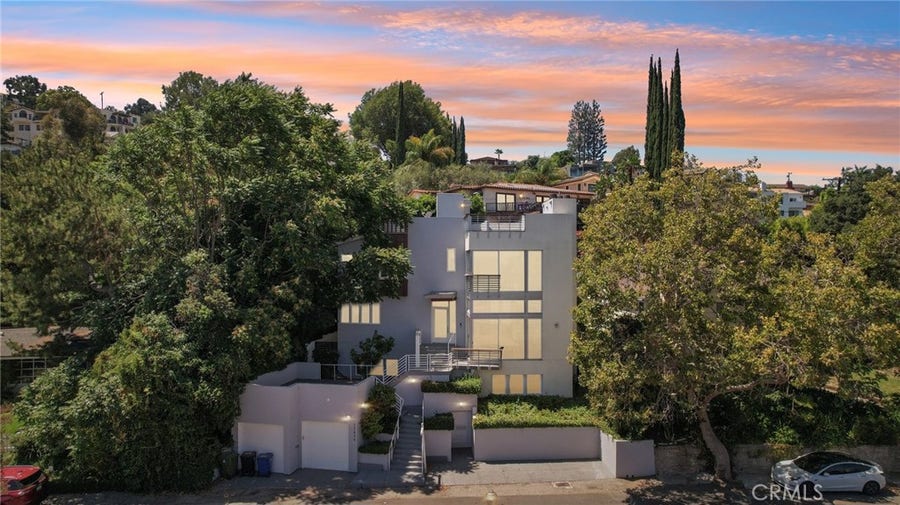 Property photo for 13424 Contour, Sherman Oaks, CA