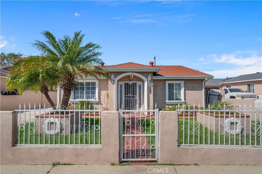 Property photo for 21931 Violeta Avenue, Hawaiian Gardens, CA
