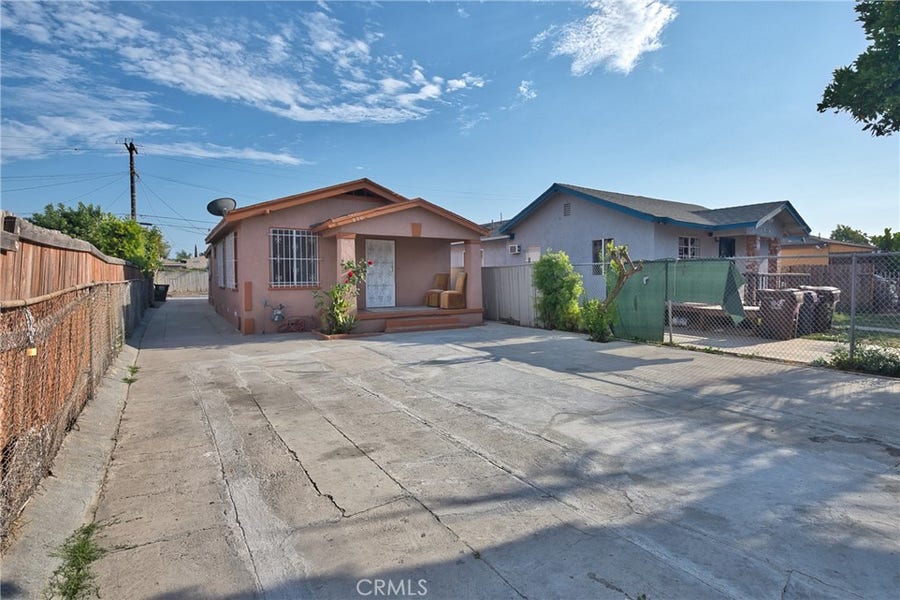 Property photo for 850 W 132nd, Compton, CA