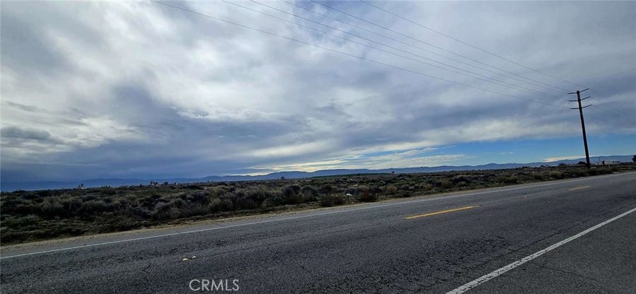 Property photo for 1600 Avenue E, Redman, CA