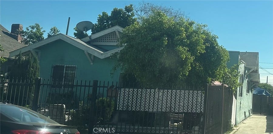 Property photo for 1024 W 42nd Pl, Los Angeles, CA