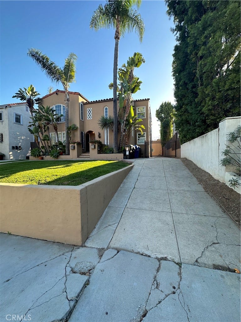 Property photo for 1046 S Hudson Avenue, Los Angeles, CA